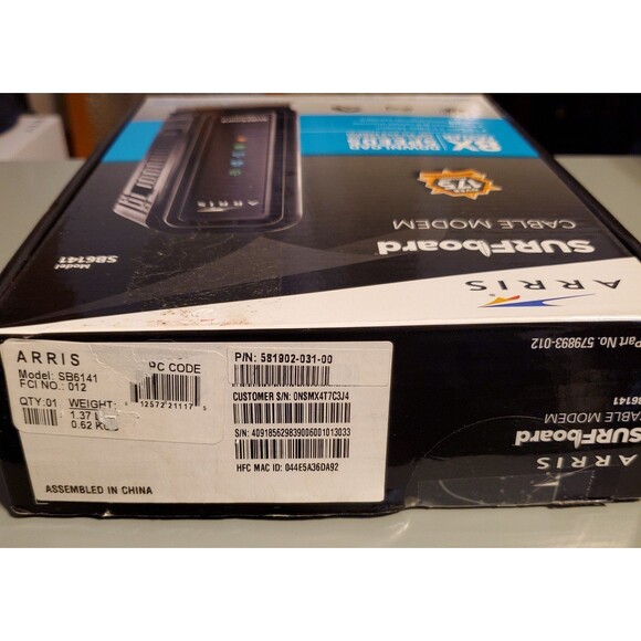 ARRIS SURFboard SB6141 modem and power supply - Picture 11 of 12